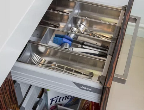 Кухня металлик в Южно-Сахалинске