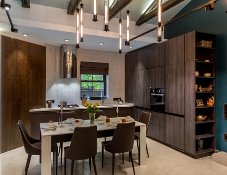 Коричневая кухня в Санкт-Петербурге