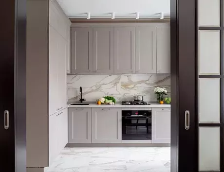 Коричневая кухня в Анапе