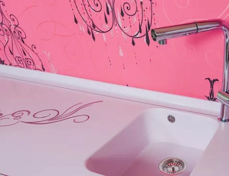 Фиолетовая кухня в Санкт-Петербурге