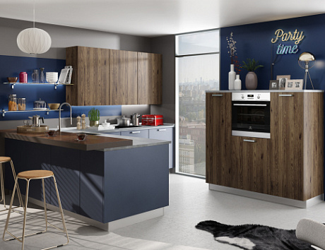 Синяя кухня в Твери