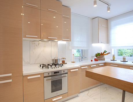 Бежевая кухня в Клину