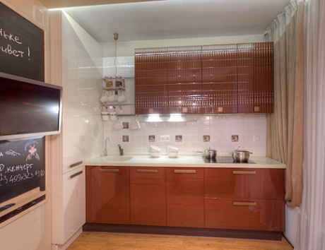 Коричневая кухня в Анапе