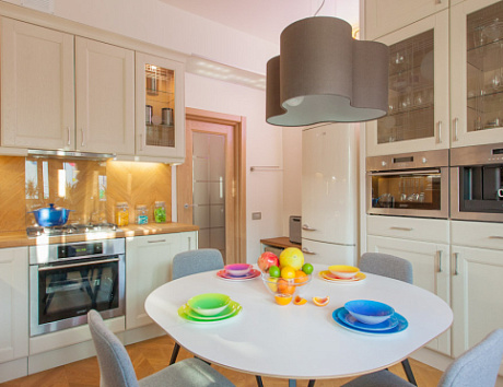 Светлая кухня в Воронеже