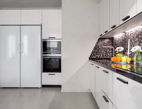 Глянцевая кухня в Казани