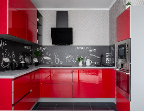 Красная кухня в Южно-Сахалинске