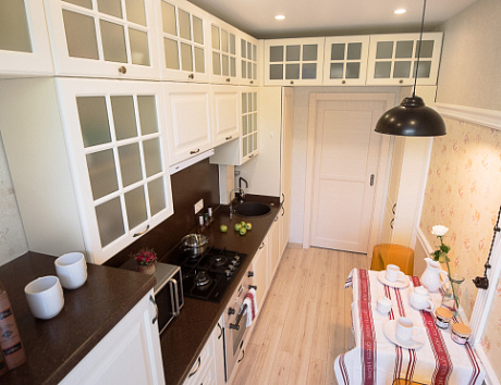 Светлая кухня в Сочи